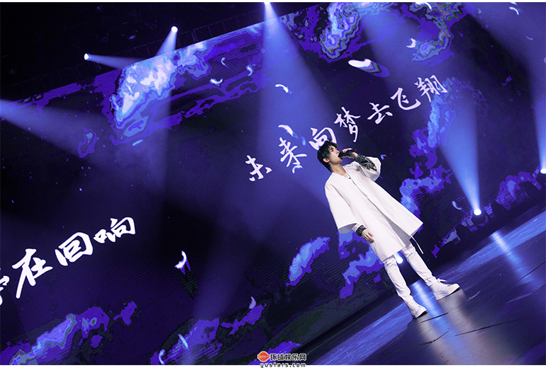 杨洋献唱公益歌曲《爱的力量》